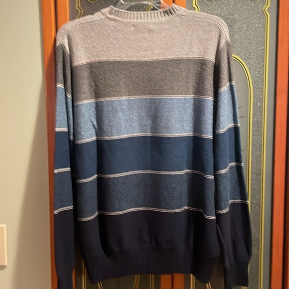 Men’s. Dockers sweater. Blue/gray stripes. Size small. New with tags. - Picture 3 of 4